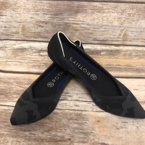 Rothy’s -The Point in grey camo size 9